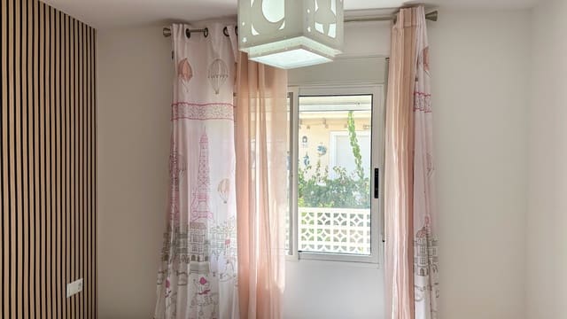 3 slaapkamer Villa te koop in Villamartin, Orihuela - € 345.000 (Ref: 10070260)