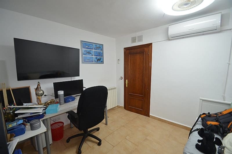 4 soveværelse Finca/Landehus til salg i Canada de San Pedro med swimmingpool garage - € 265.000 (Ref: 10074684)