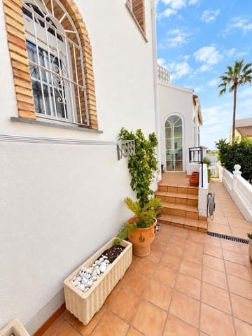 3 camera da letto Villa in vendita in Villamartin, Orihuela con piscina - 479.995 € (Rif: 10085269)