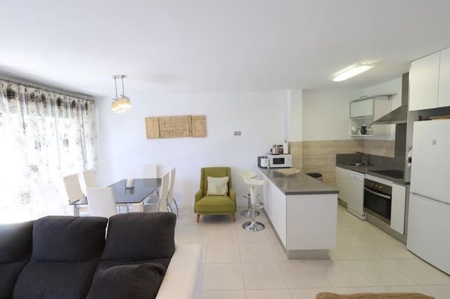 Apartamento de 2 habitaciones en Dehesa de Campoamor, Orihuela en venta con piscina garaje - 235.000 € (Ref: 10088632)
