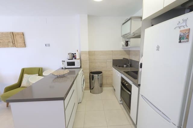 Apartamento de 2 habitaciones en Dehesa de Campoamor, Orihuela en venta con piscina garaje - 235.000 € (Ref: 10088632)