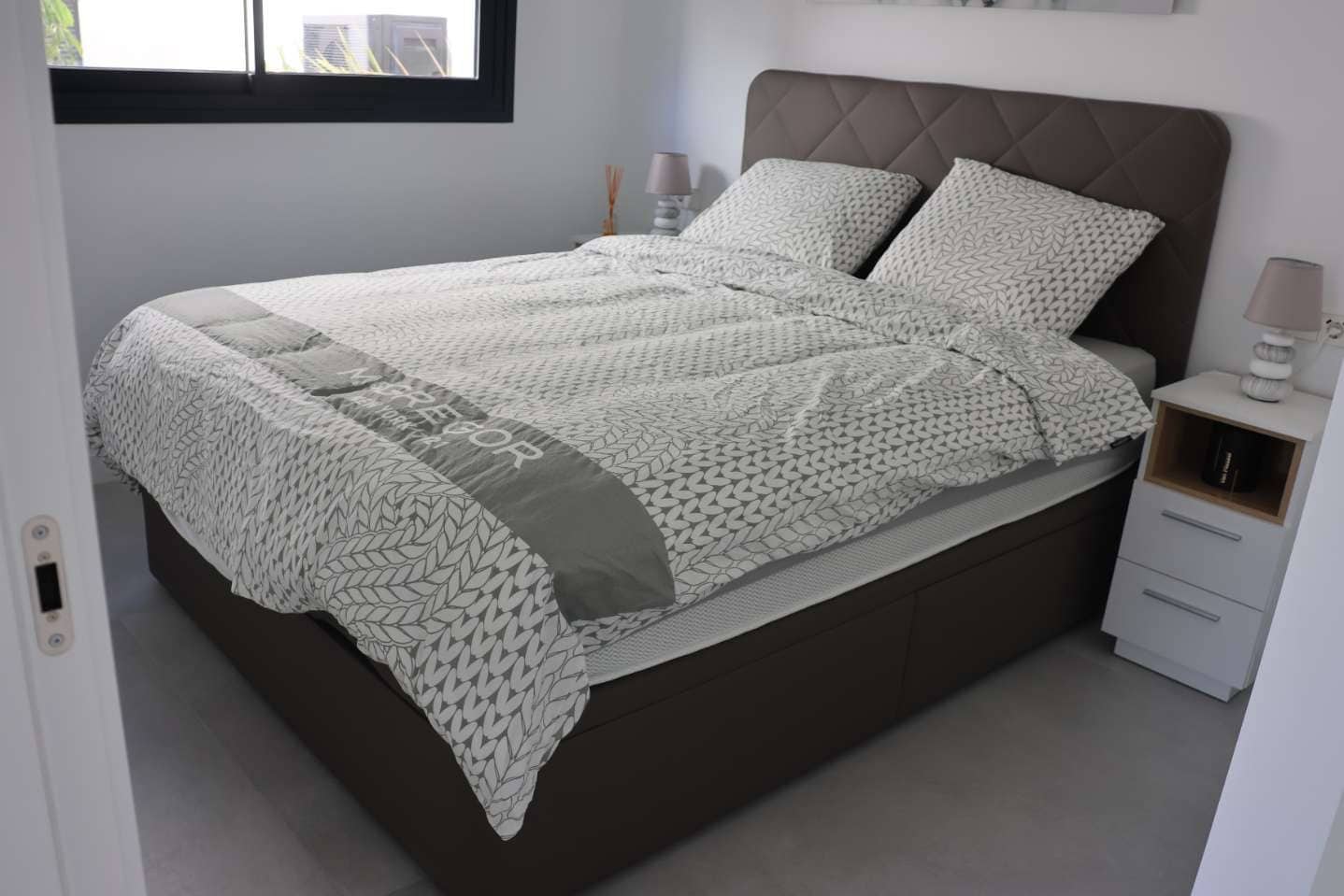 Apartamento de 2 habitaciones en Monforte del Cid en venta con piscina - 495.000 € (Ref: 10090053)