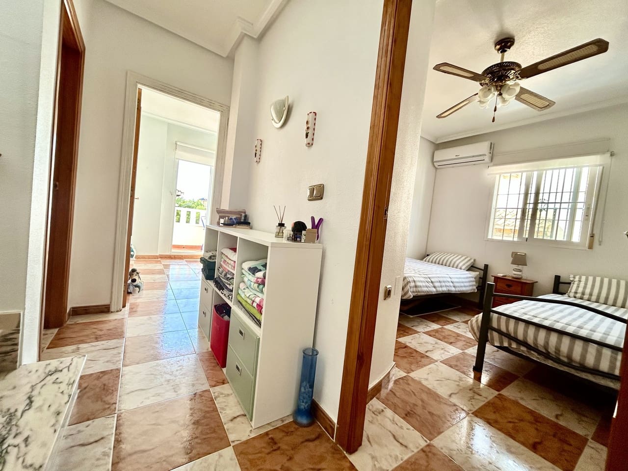 2 bedroom Townhouse for sale in Cabo Roig with pool garage - € 219,995 (Ref: 10090055)