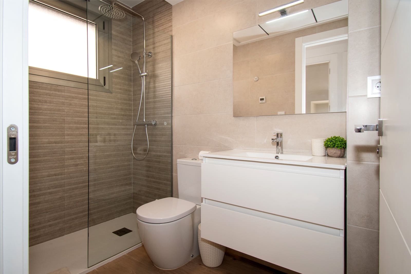 5 Zimmer Villa zu verkaufen in Orihuela Costa mit Pool - 560.000 € (Ref: 10090060)