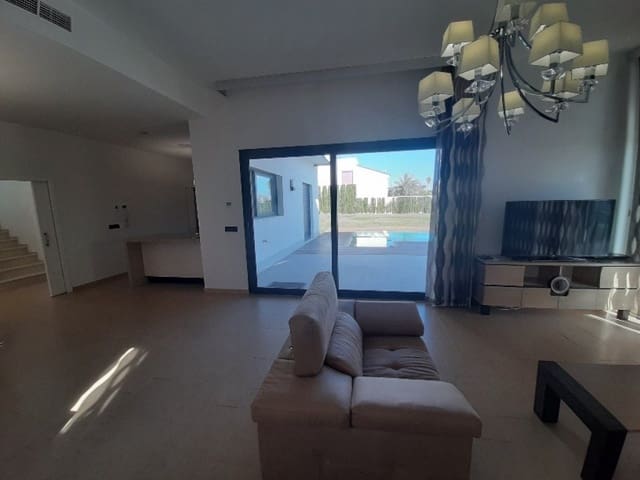 Chalet de 4 habitaciones en La Ribera, San Javier en venta con piscina - 1.990.000 € (Ref: 10090985)