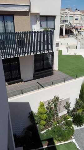 2 slaapkamer Bungalow te koop in La Zenia, Orihuela met zwembad garage - € 299.000 (Ref: 10093972)