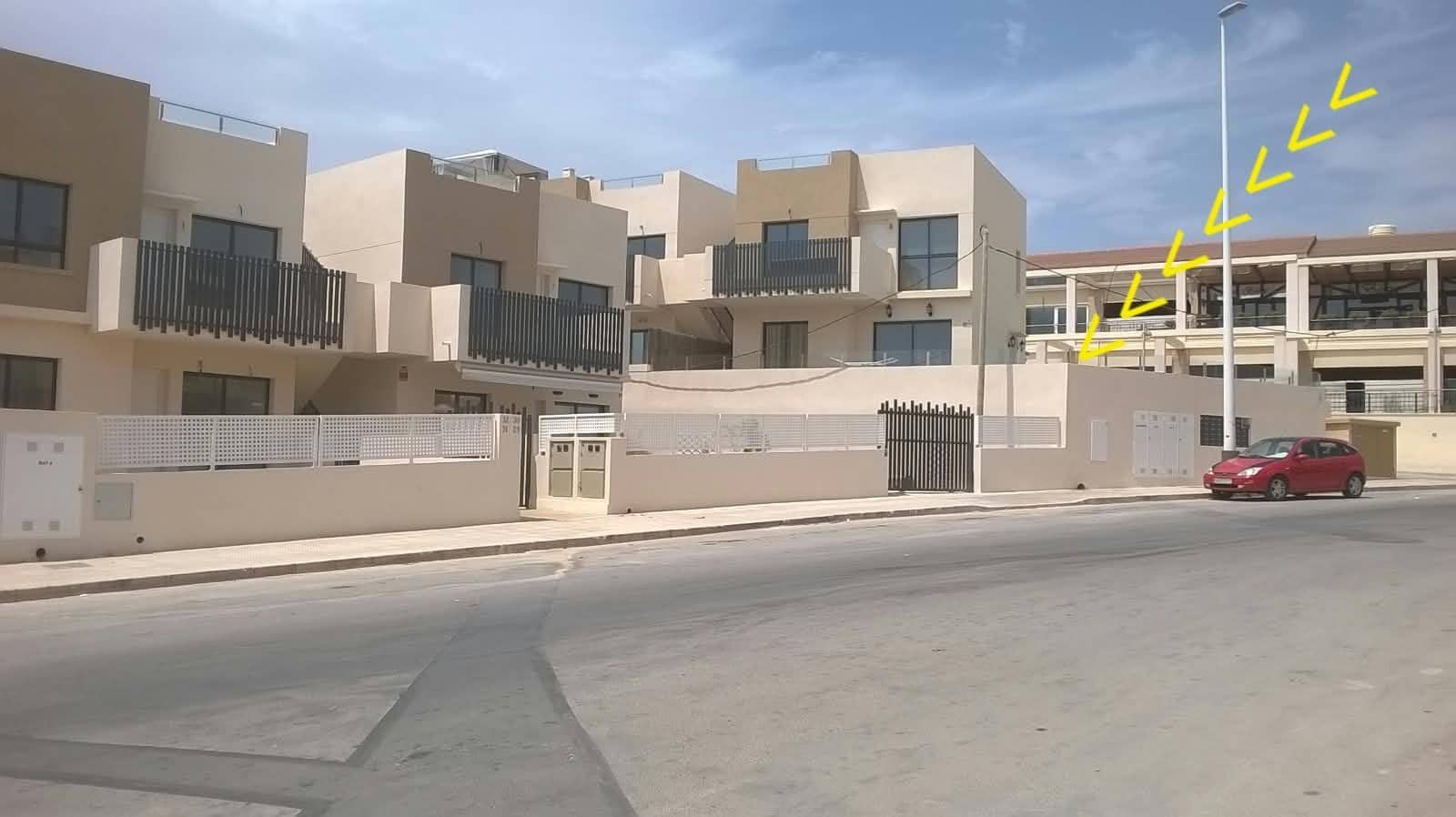 2 bedroom Bungalow for sale in Orihuela Costa with pool garage - € 299,000 (Ref: 10093972)