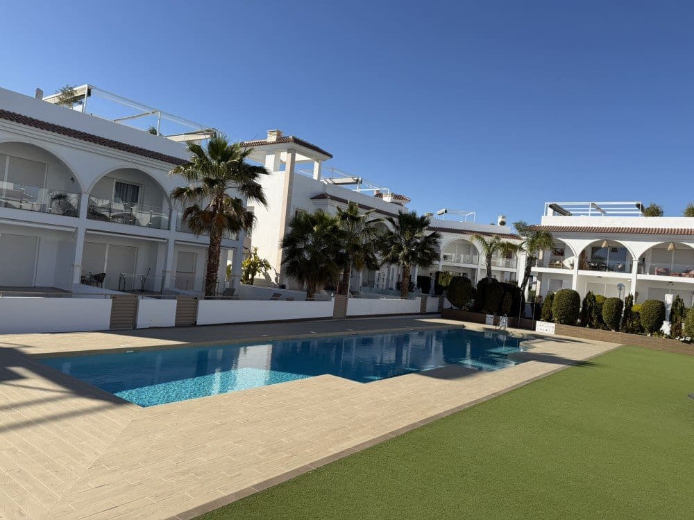 2 sovrum Lägenhet till salu i Ciudad Quesada med pool garage - 329 000 € (Ref: 10101535)