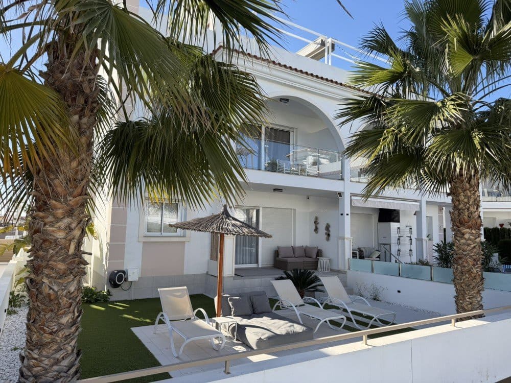 2 sovrum Lägenhet till salu i Ciudad Quesada med pool garage - 329 000 € (Ref: 10101535)
