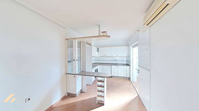 3 sovrum Lägenhet till salu i San Pedro del Pinatar ciudad, San Pedro del Pinatar med garage - 250 000 € (Ref: 10110436)