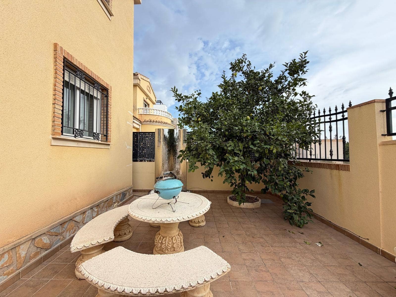 4 sovrum Villa till salu i Orihuela Costa med pool garage - 380 000 € (Ref: 10132956)
