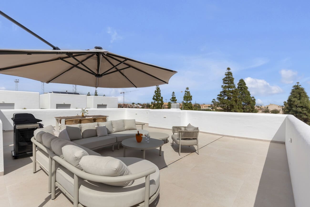 3 soveværelse Villa til salg i Los Alcazares med swimmingpool - € 539.000 (Ref: 10132957)