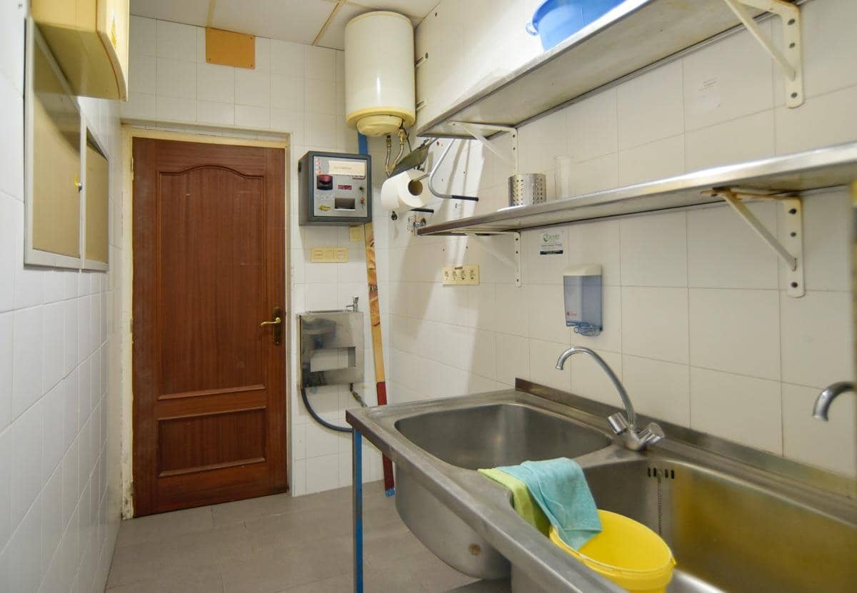 Commercial for sale in Lo Pagan - € 280,900 (Ref: 10132959)