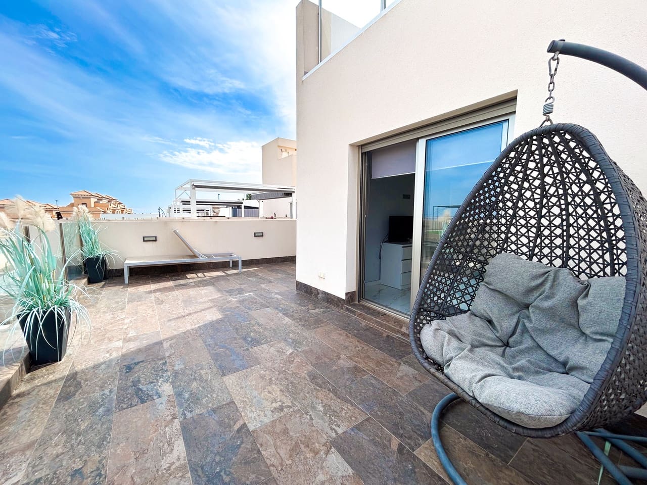 3 bedroom Villa for sale in Villamartin with pool - € 379,995 (Ref: 10138898)
