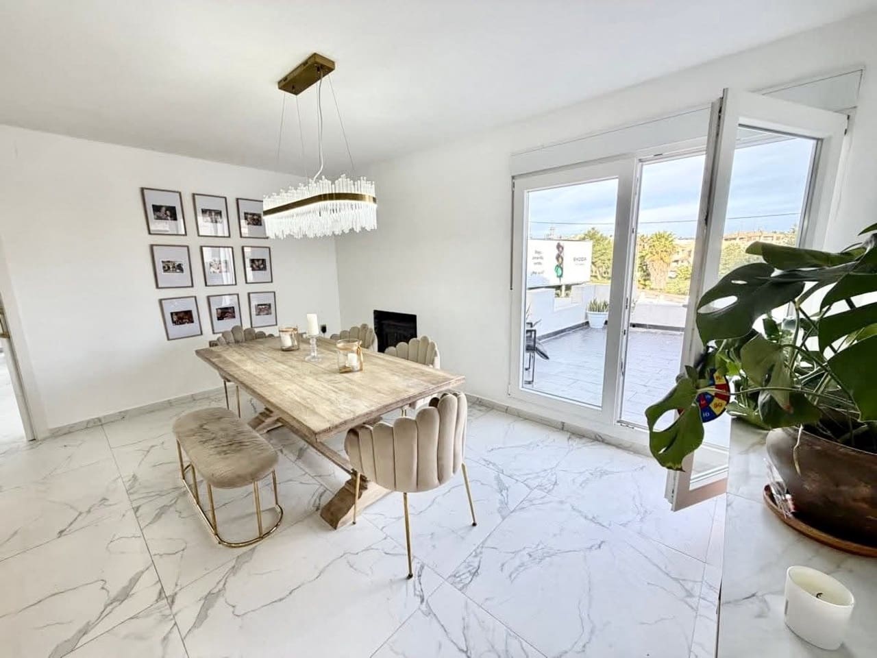 6 sovrum Villa till salu i Villamartin med pool - 695 000 € (Ref: 10141483)