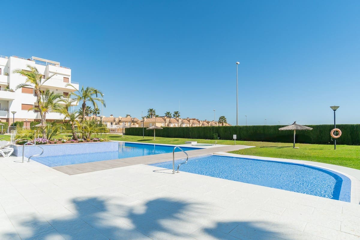 2 sypialnia Apartament na sprzedaż w Orihuela Costa z basenem garażem - 244 000 € (Ref: 10141484)