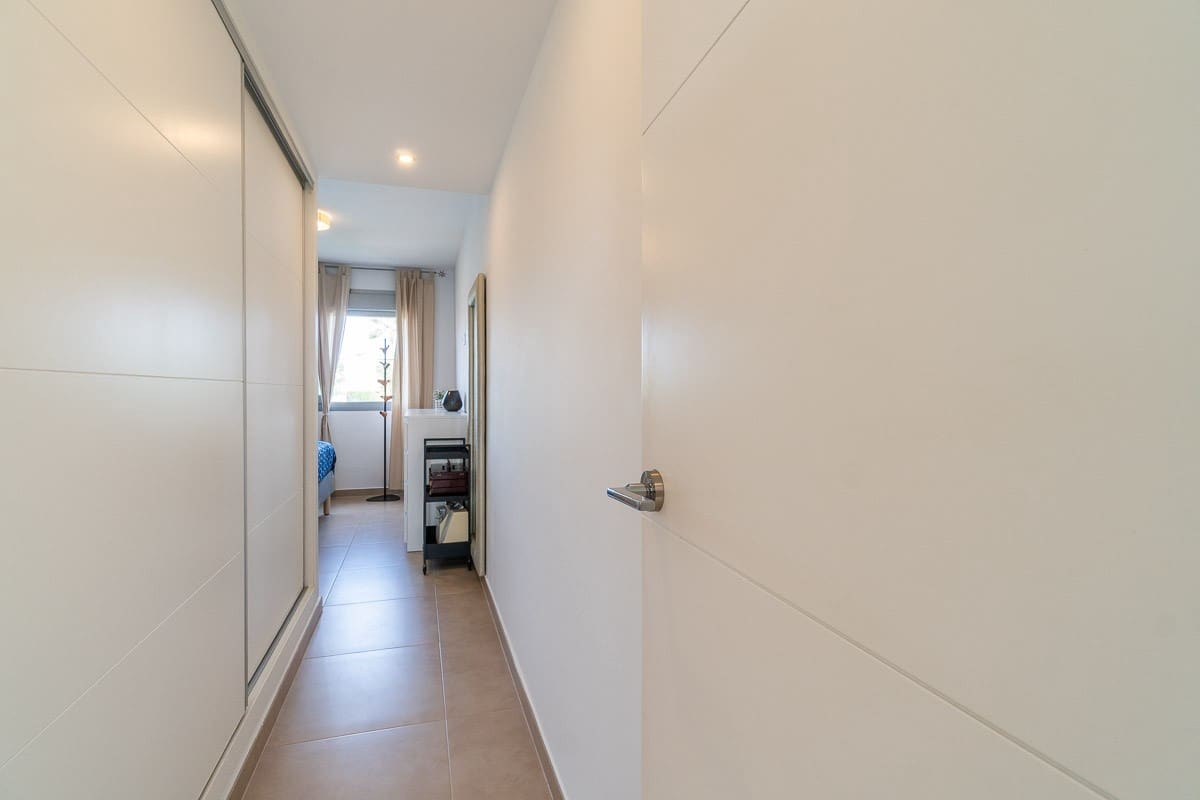 2 sypialnia Bungalow na sprzedaż w Orihuela Costa z basenem garażem - 240 000 € (Ref: 10145381)
