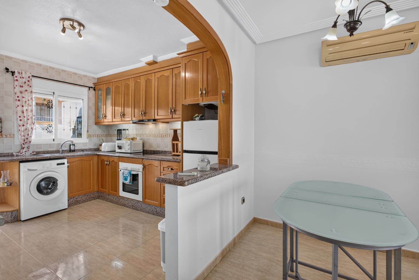 2 bedroom Villa for sale in Orihuela Costa with pool garage - € 215,000 (Ref: 10162059)
