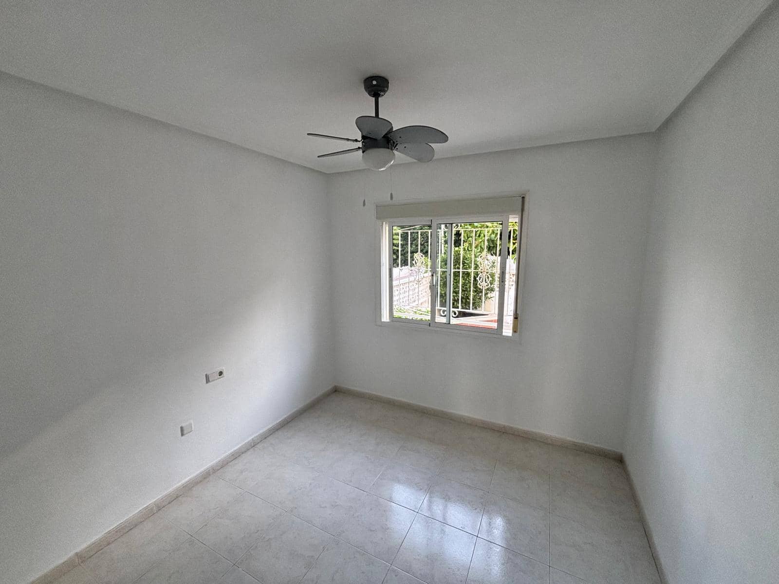 3 sypialnia Dom na sprzedaż w Benijofar z basenem - 225 000 € (Ref: 10162539)