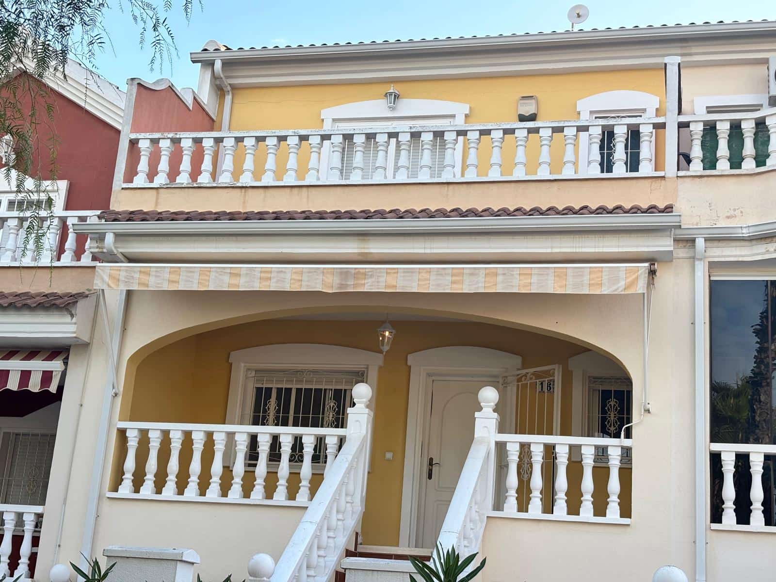 3 sypialnia Dom na sprzedaż w Benijofar z basenem - 225 000 € (Ref: 10162539)