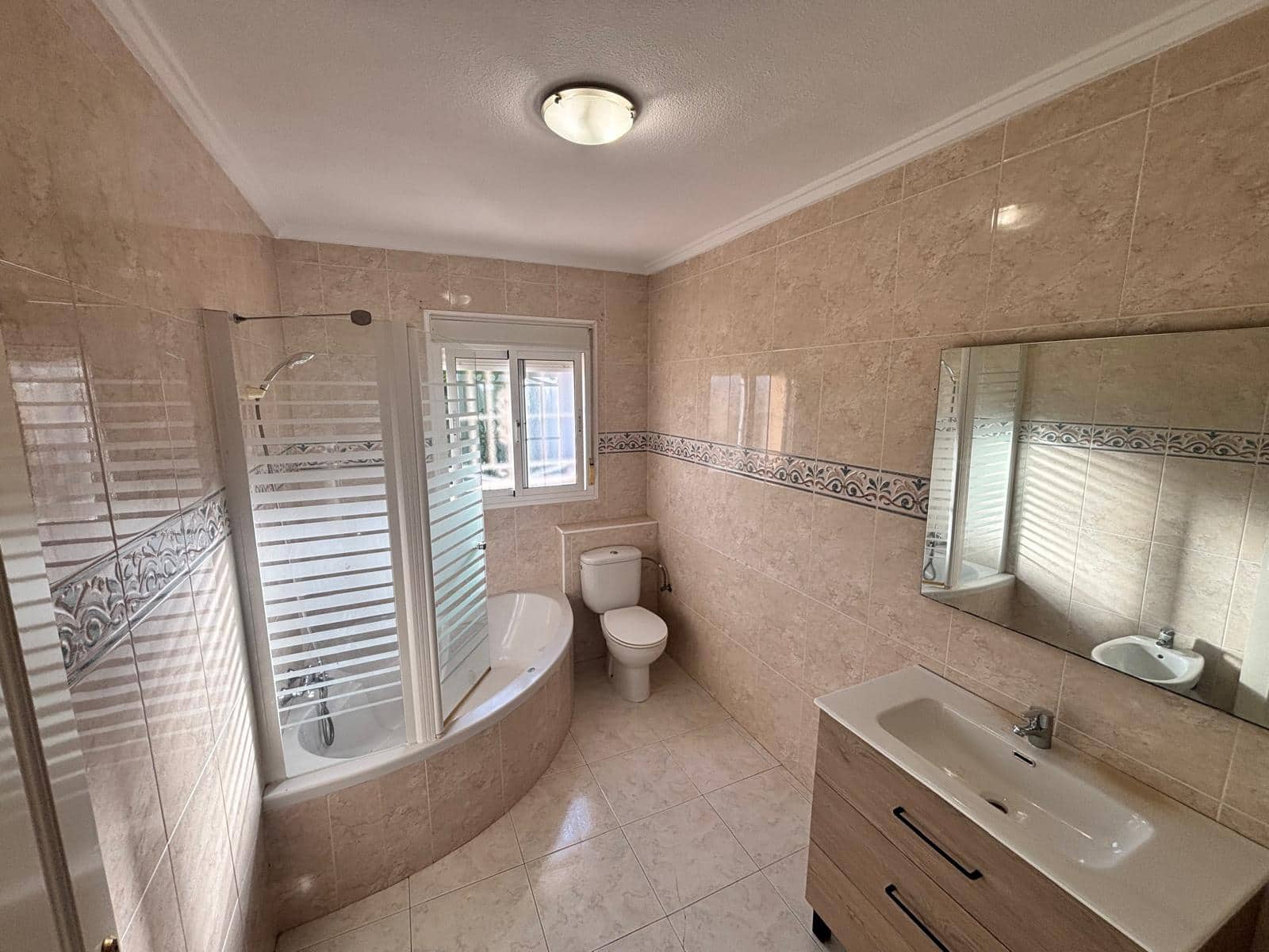3 sypialnia Dom na sprzedaż w Benijofar z basenem - 225 000 € (Ref: 10162539)