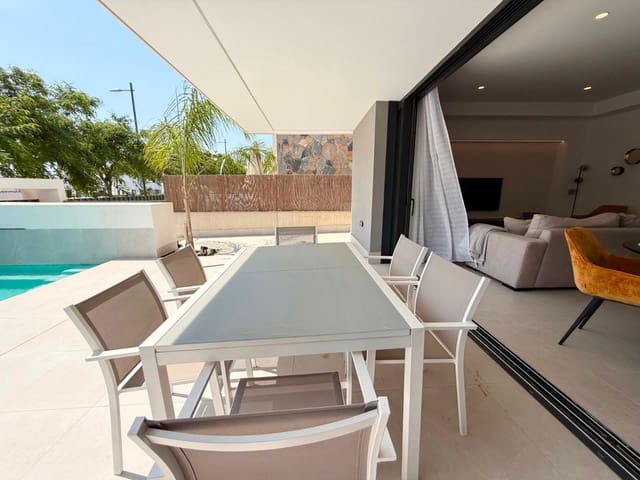 4 soveværelse Villa til salg i Torre-Pacheco med swimmingpool garage - € 599.000 (Ref: 10163934)