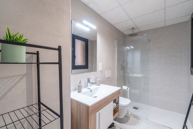 2 soveværelse Lejlighed til salg i La Florida, Orihuela med swimmingpool garage - € 279.900 (Ref: 10167953)