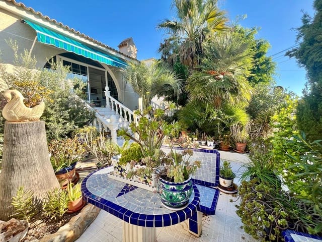 3 Zimmer Villa zu verkaufen in San Miguel de Salinas mit Pool - 350.000 € (Ref: 10170377)
