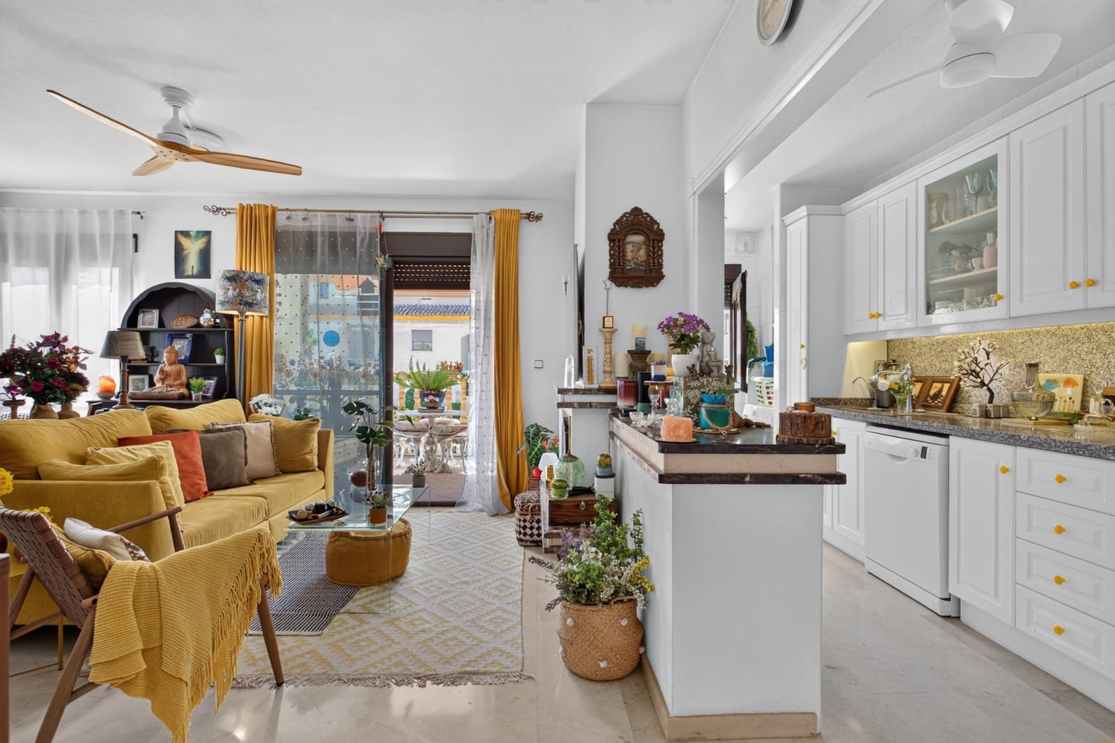 3 soveværelse Lejlighed til salg i Orihuela Costa med swimmingpool garage - € 255.000 (Ref: 10170378)