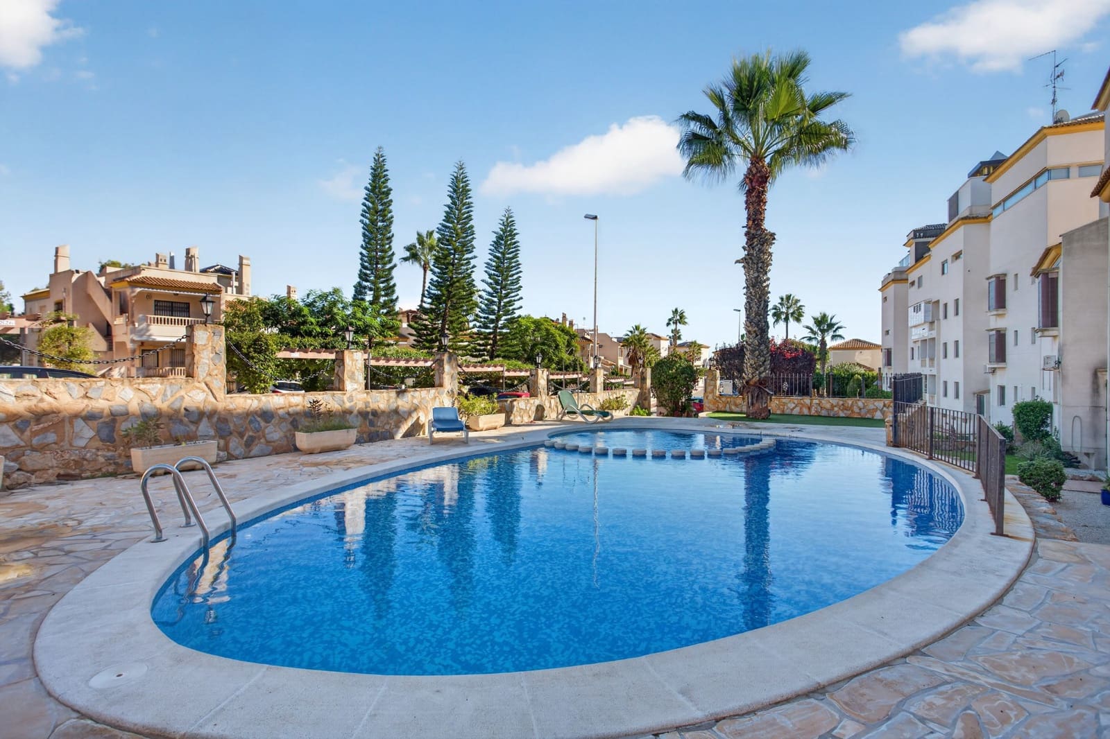 3 soveværelse Lejlighed til salg i Orihuela Costa med swimmingpool garage - € 255.000 (Ref: 10170378)