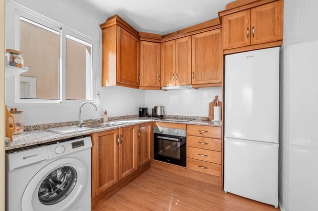 3 sovrum Hus till salu i San Miguel de Salinas med pool garage - 264 500 € (Ref: 10170385)