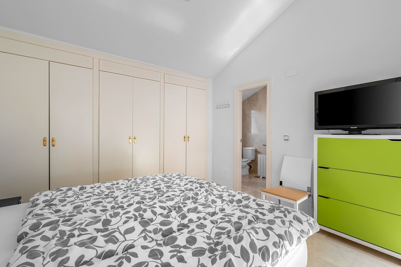 3 bedroom Flat for sale in Dehesa de Campoamor with pool garage - € 249,900 (Ref: 10170387)