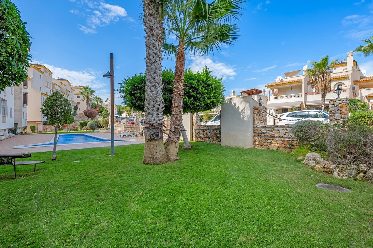 3 bedroom Flat for sale in Dehesa de Campoamor with pool garage - € 249,900 (Ref: 10170387)