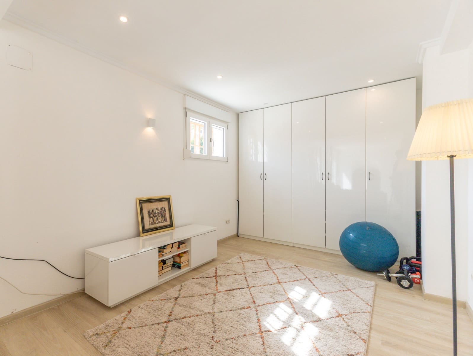 3 Zimmer Villa zu verkaufen in Punta Prima mit Pool Garage - 680.000 € (Ref: 10173011)