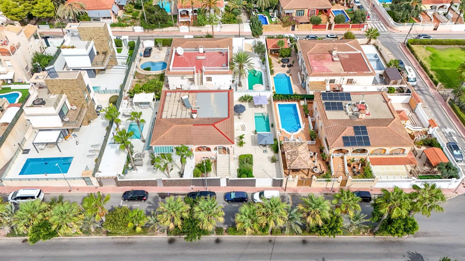3 Zimmer Villa zu verkaufen in Punta Prima mit Pool Garage - 680.000 € (Ref: 10173011)