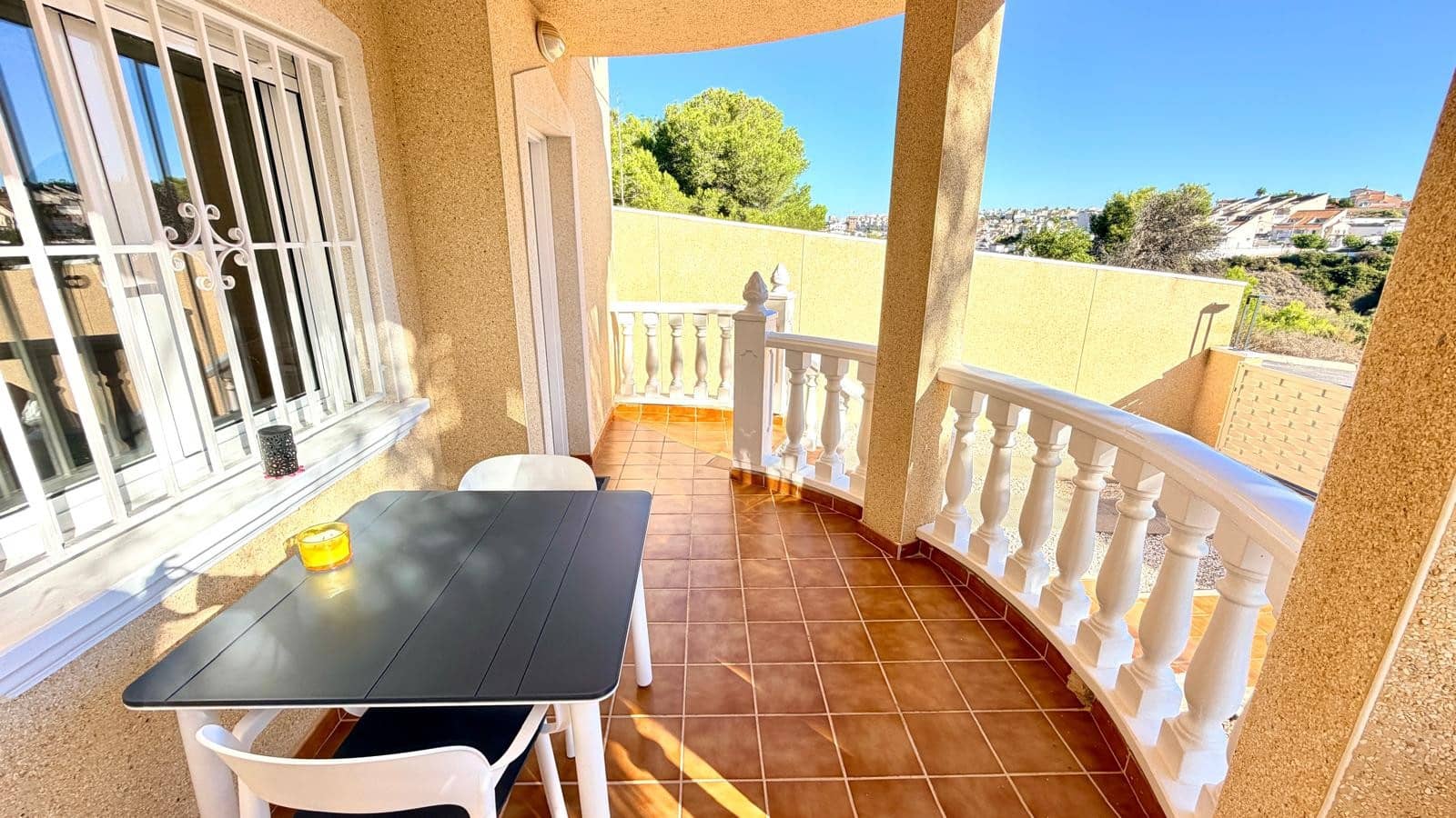 3 soverom Hus til salgs i Ciudad Quesada med svømmebasseng garasje - € 289 000 (Ref: 10174309)