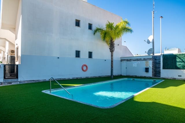 2 bedroom Apartment for sale in Lo Pagan, San Pedro del Pinatar with garage - € 249,000 (Ref: 10174311)