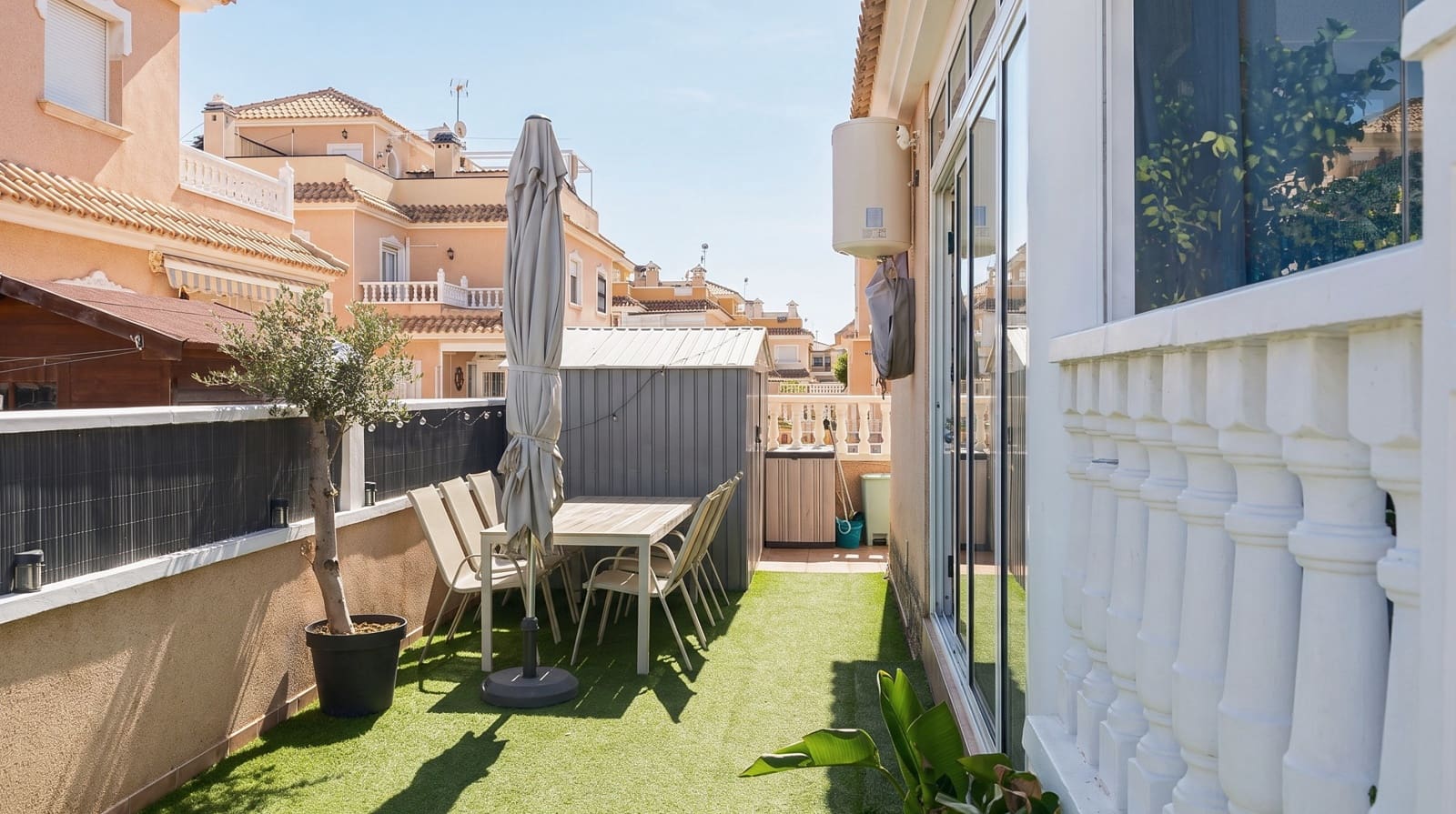 2 slaapkamer Huis te koop in Pilar de la Horadada met zwembad - € 239.000 (Ref: 10183955)