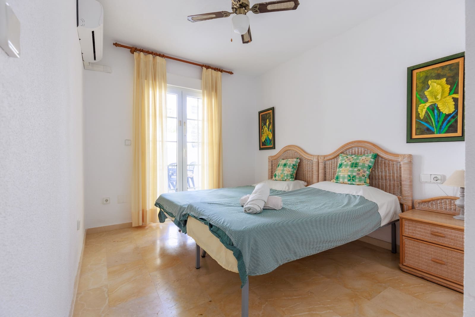 Casa de 3 habitaciones en Dehesa de Campoamor en venta con piscina garaje - 269.000 € (Ref: 10183960)