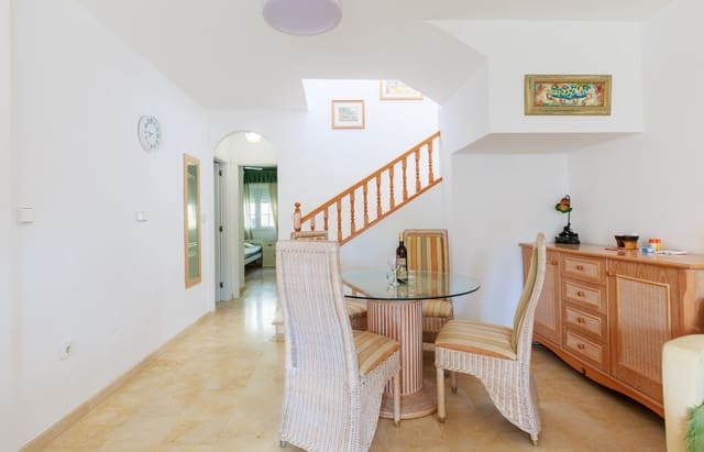 Casa de 3 habitaciones en Dehesa de Campoamor, Orihuela en venta con piscina garaje - 269.000 € (Ref: 10183960)