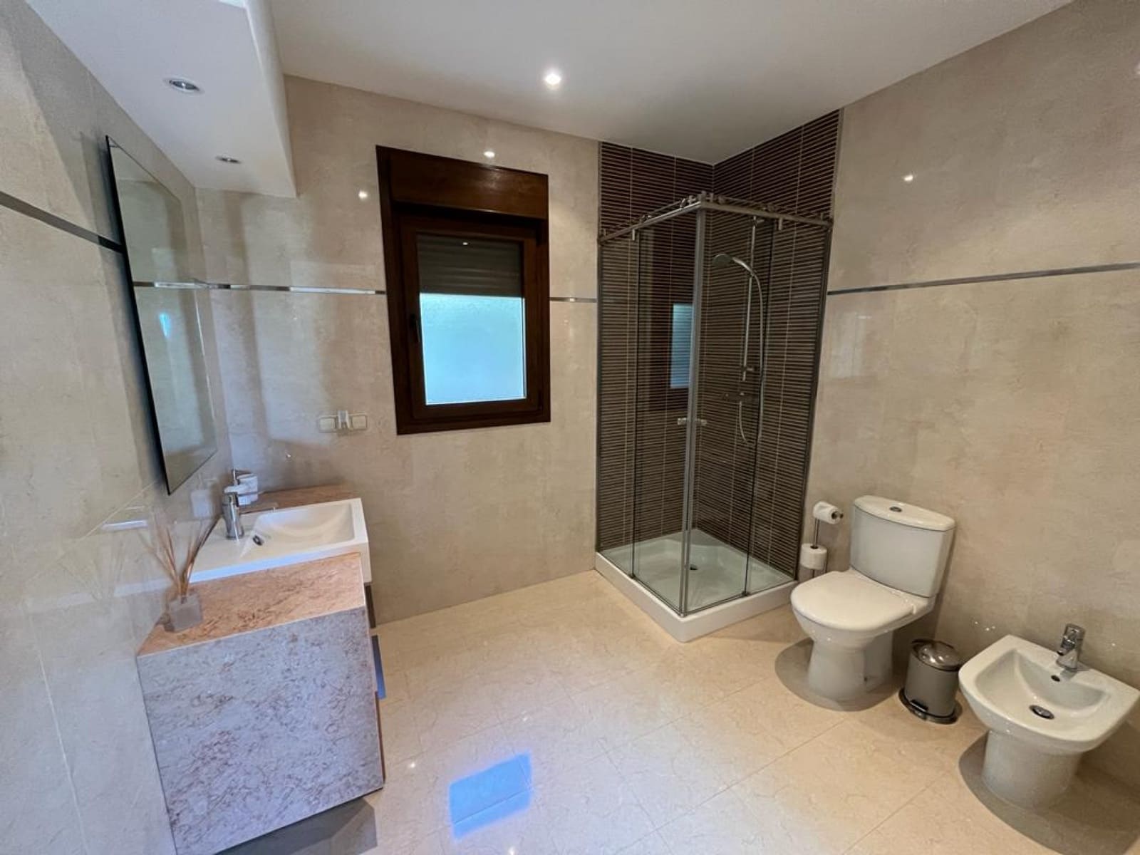 6 soveværelse Villa til salg i Atamaria med swimmingpool - € 1.950.000 (Ref: 6801399)