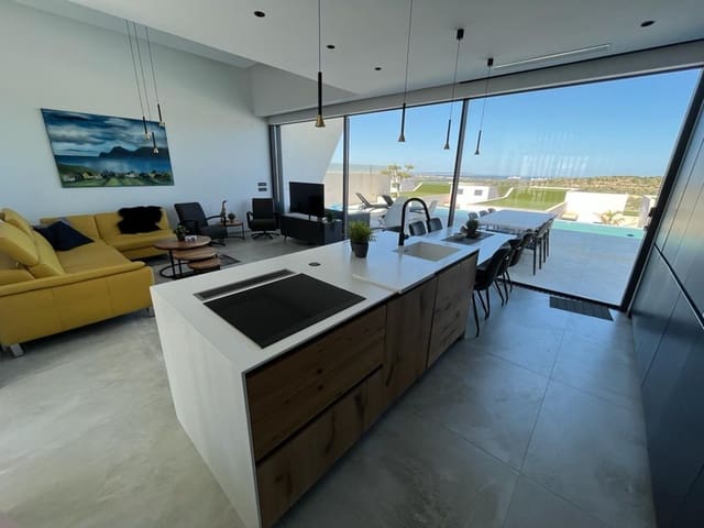 5 bedroom Villa for sale in Ciudad Quesada, Rojales with pool - € 950,000 (Ref: 6838008)