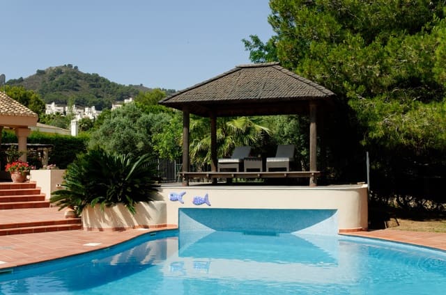 7 slaapkamer Villa te koop in Atamaría, Cartagena met zwembad - € 2.950.000 (Ref: 7263854)