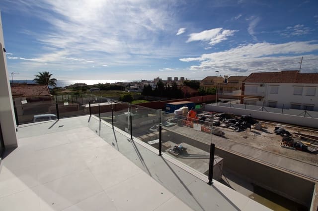 4 soveværelse Villa til salg i Los Frutales, Torrevieja med swimmingpool garage - € 1.495.000 (Ref: 7424837)