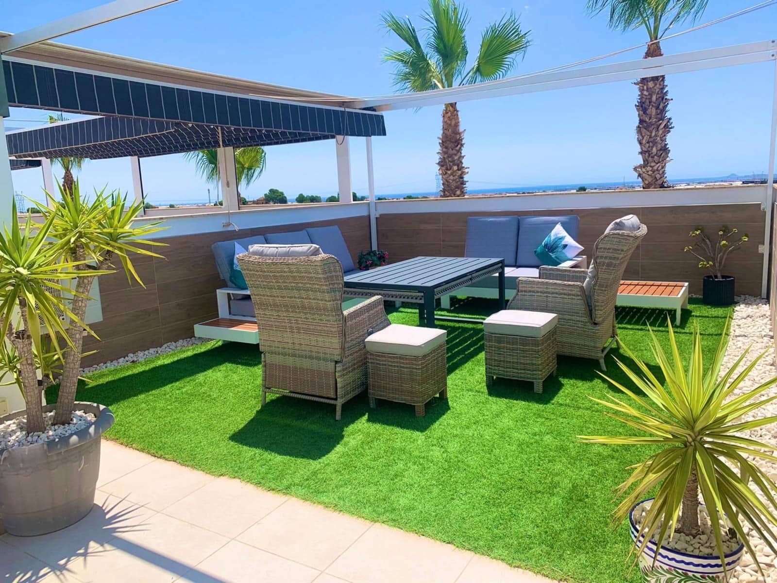 2 quarto Penthouse para venda em Pilar de la Horadada com piscina - 239 950 € (Ref: 8384614)