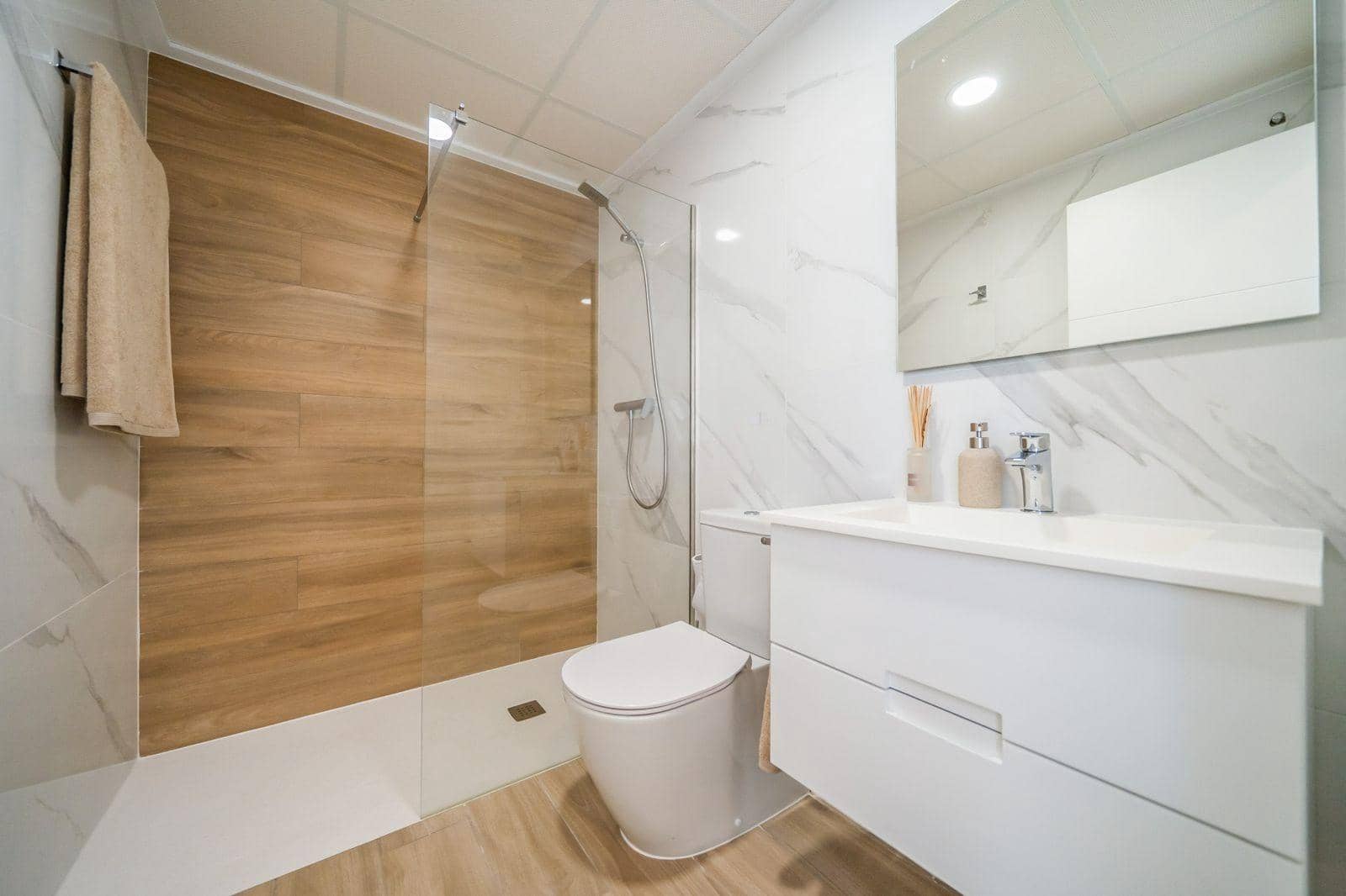 2 bedroom Townhouse for sale in Orihuela with pool - € 309,900 (Ref: 8551750)