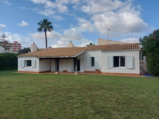 Chalet de 5 habitaciones en La Manga del Mar Menor en venta con piscina garaje - 1.250.000 € (Ref: 8569431)