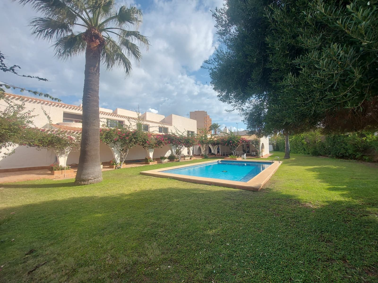 5 slaapkamer Villa te koop in La Manga del Mar Menor met zwembad garage - € 1.250.000 (Ref: 8569431)