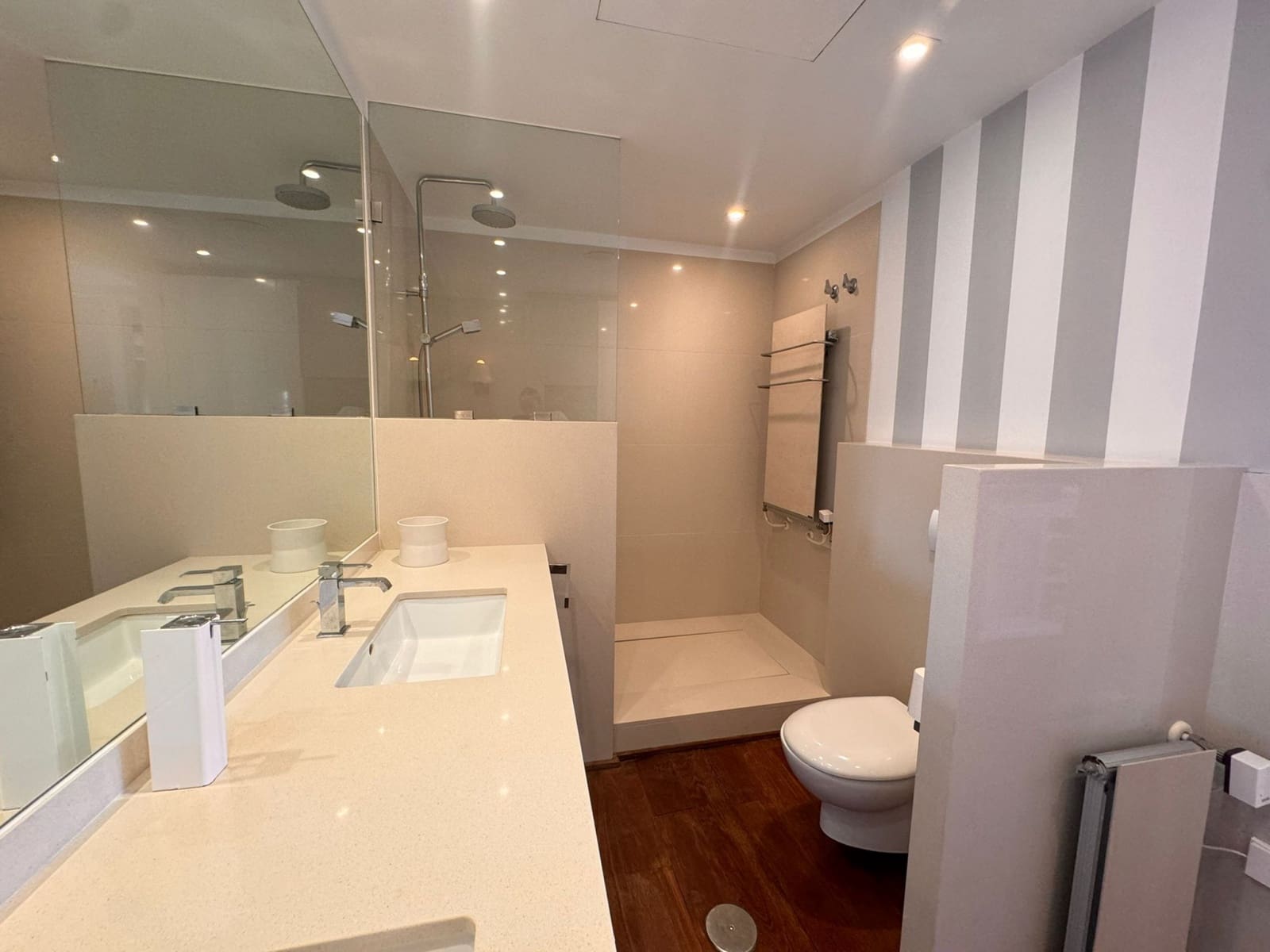 Ático de 4 habitaciones en Cartagena en venta con piscina garaje - 850.000 € (Ref: 8614062)