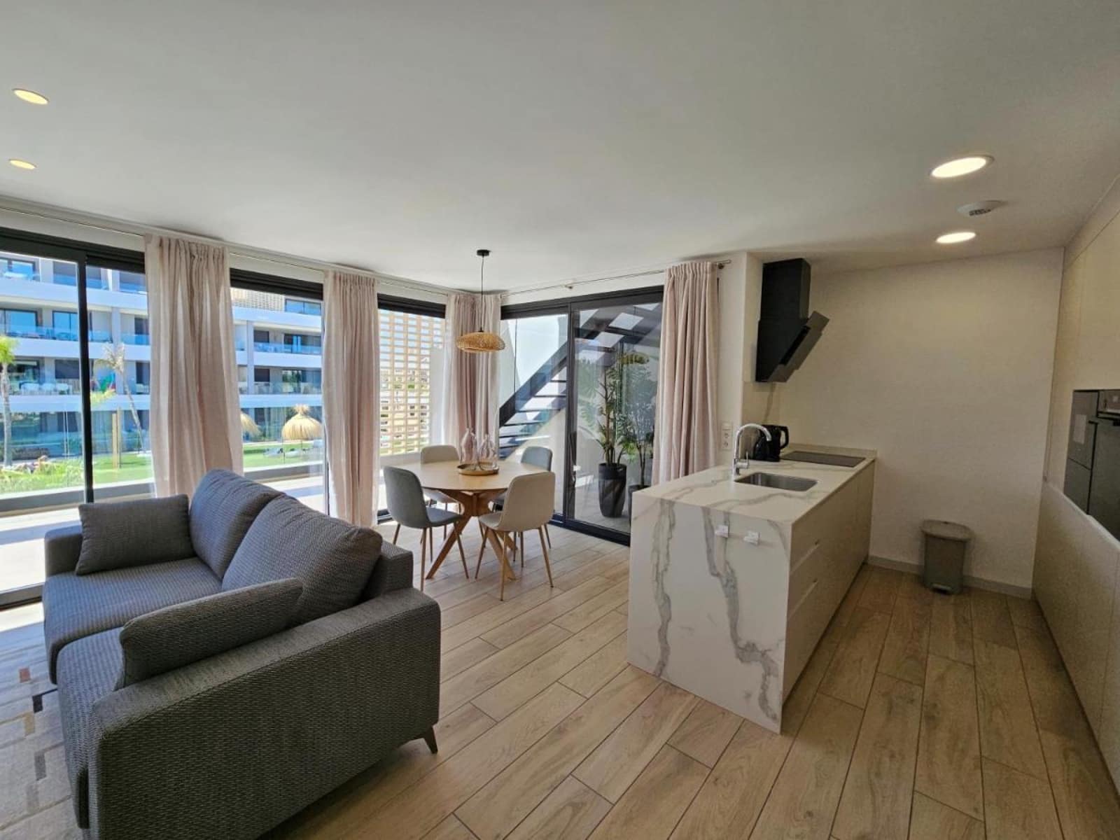 2 soveværelse Penthouse til salg i Torre-Pacheco med swimmingpool garage - € 374.000 (Ref: 8756892)